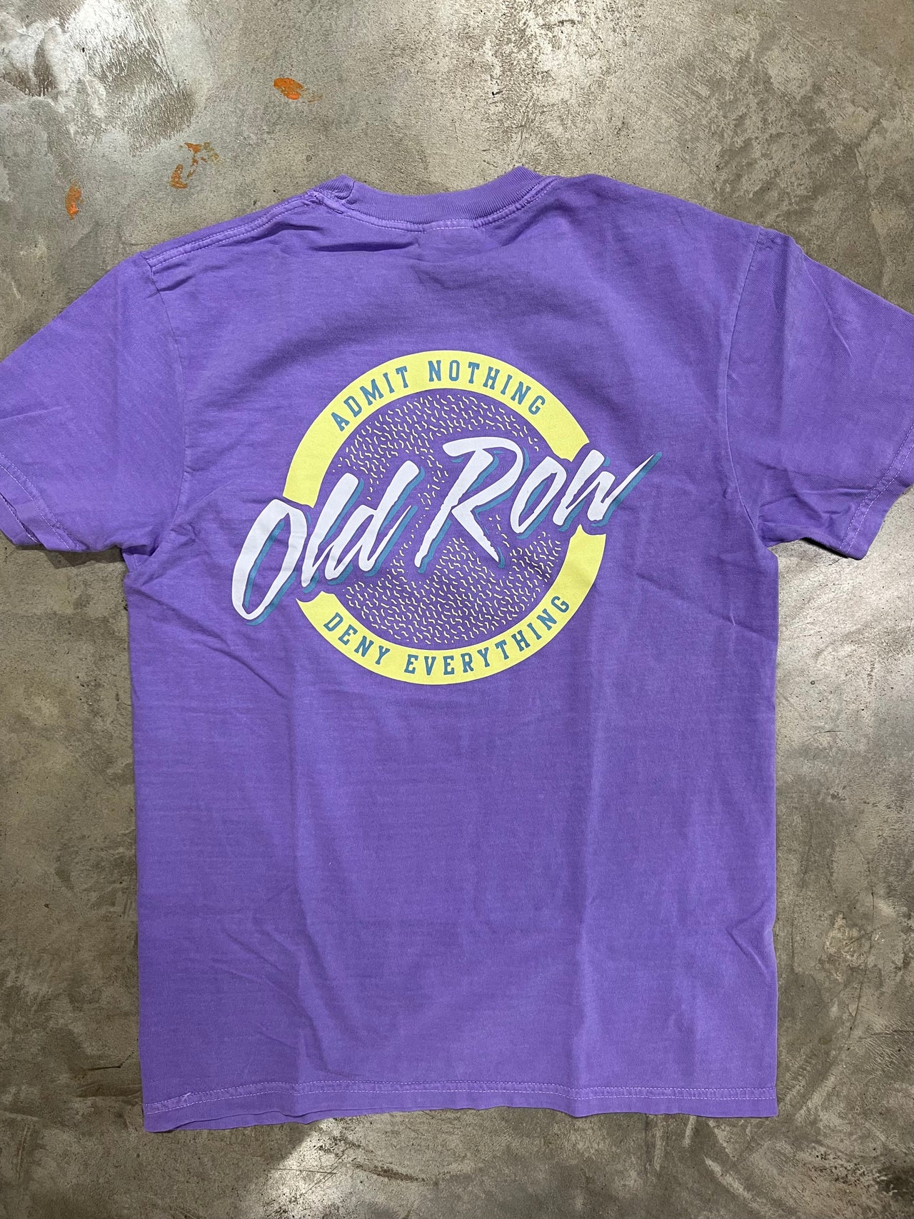 violet old row circle logo short sleeve shirt