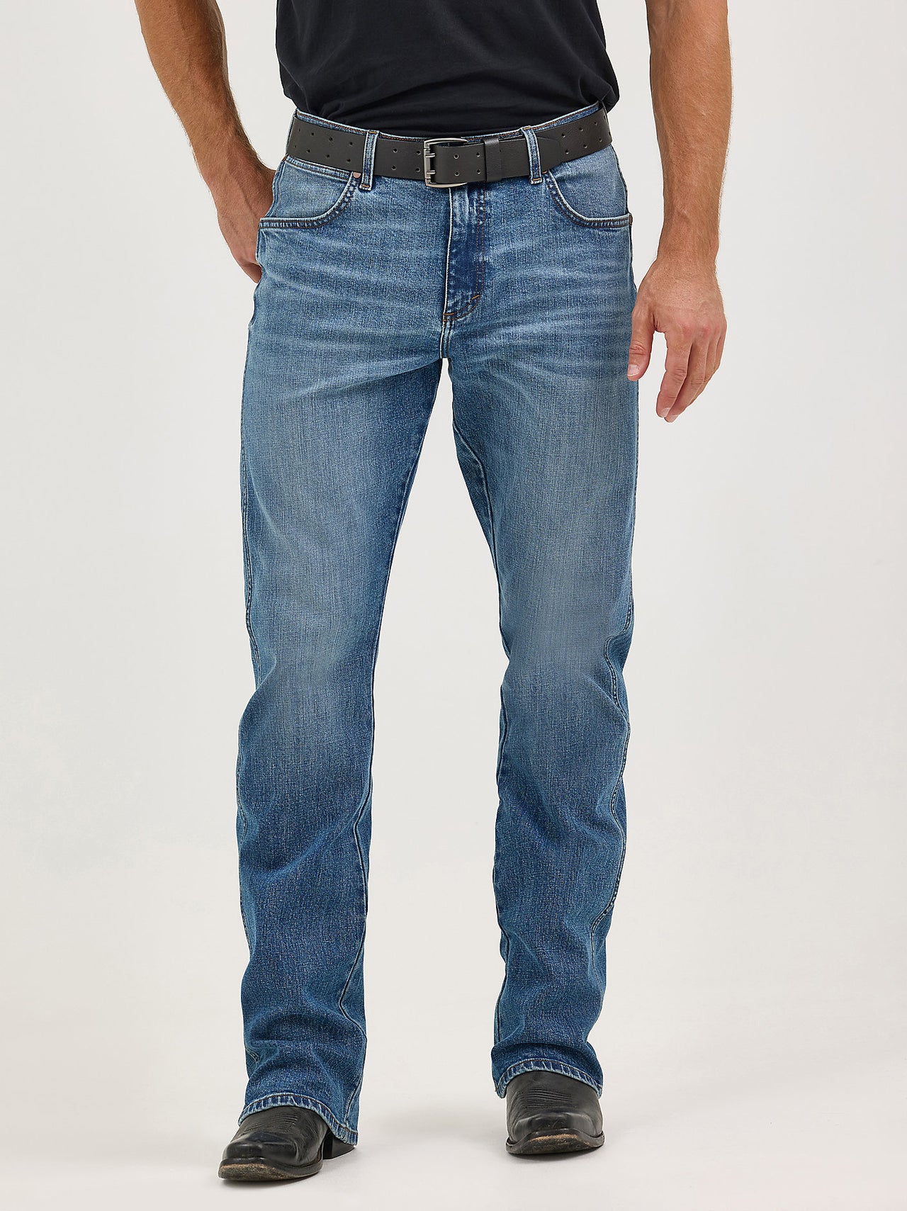 Men's Wrangler Retro Relaxed Fit Bootcut Jean - Harris