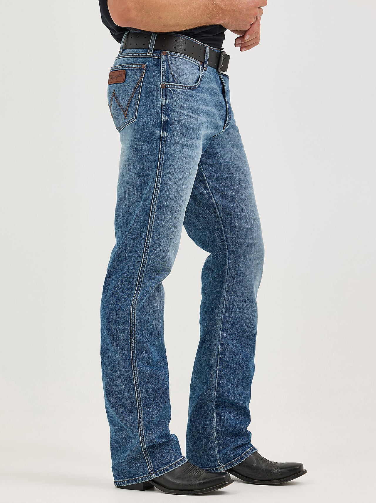 Men's Wrangler Retro Relaxed Fit Bootcut Jean - Harris