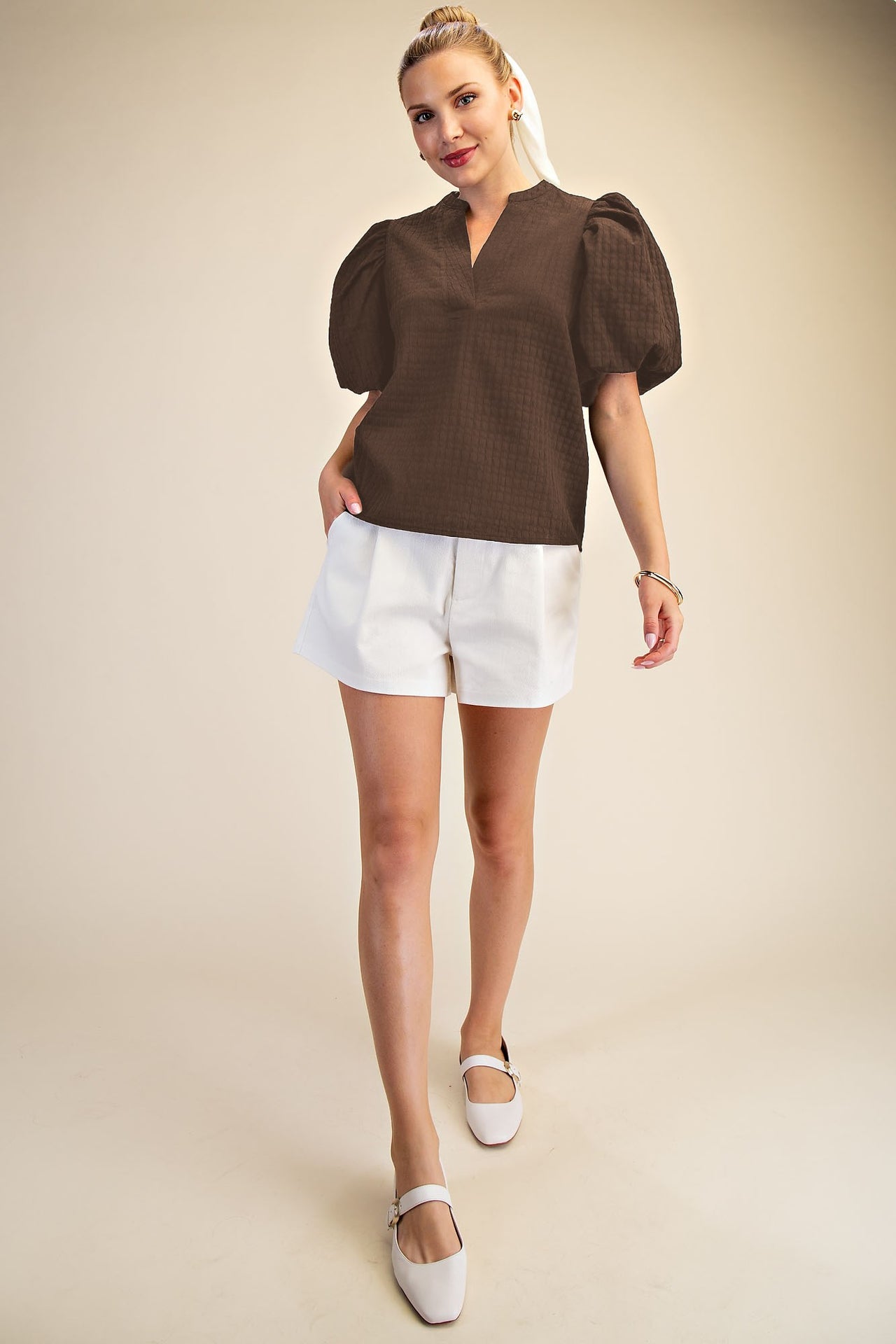 The Audrey Textured Puff-Sleeve Blouse – Brown