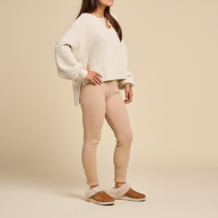 Ku'i Women's Slip-On Slippers - Tan/Bone