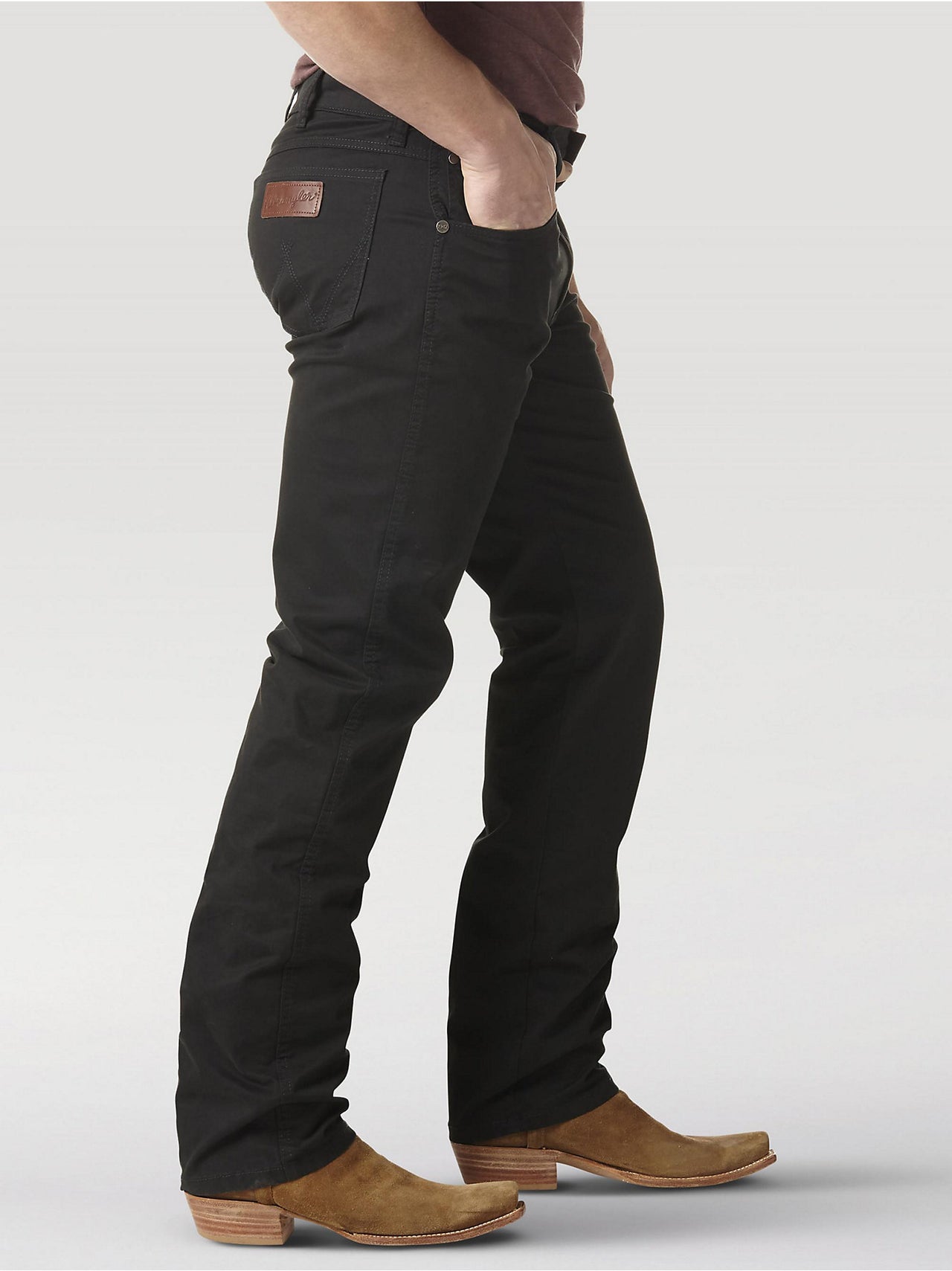 Men's Wrangler Retro Slim Fit Straight Leg Pant - Black