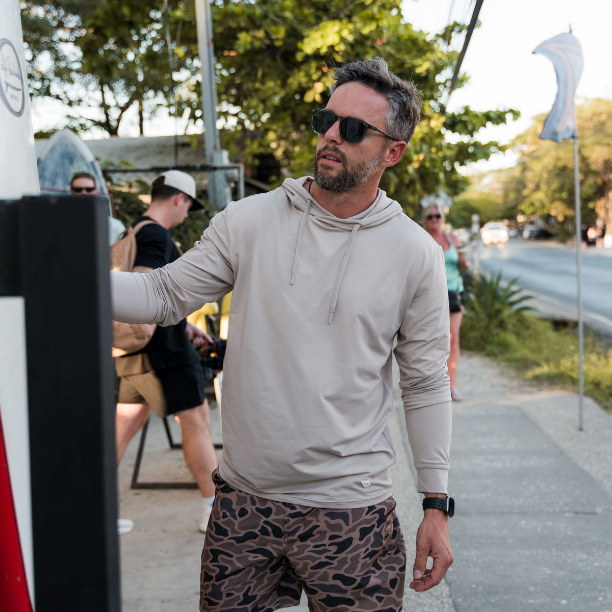 Performance Hoodie - Sandstone