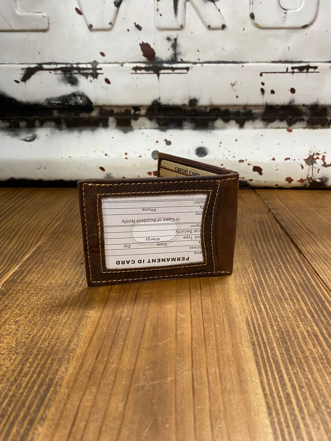 Brown Leather Bifold Wallet w. Magnetic Money Clip