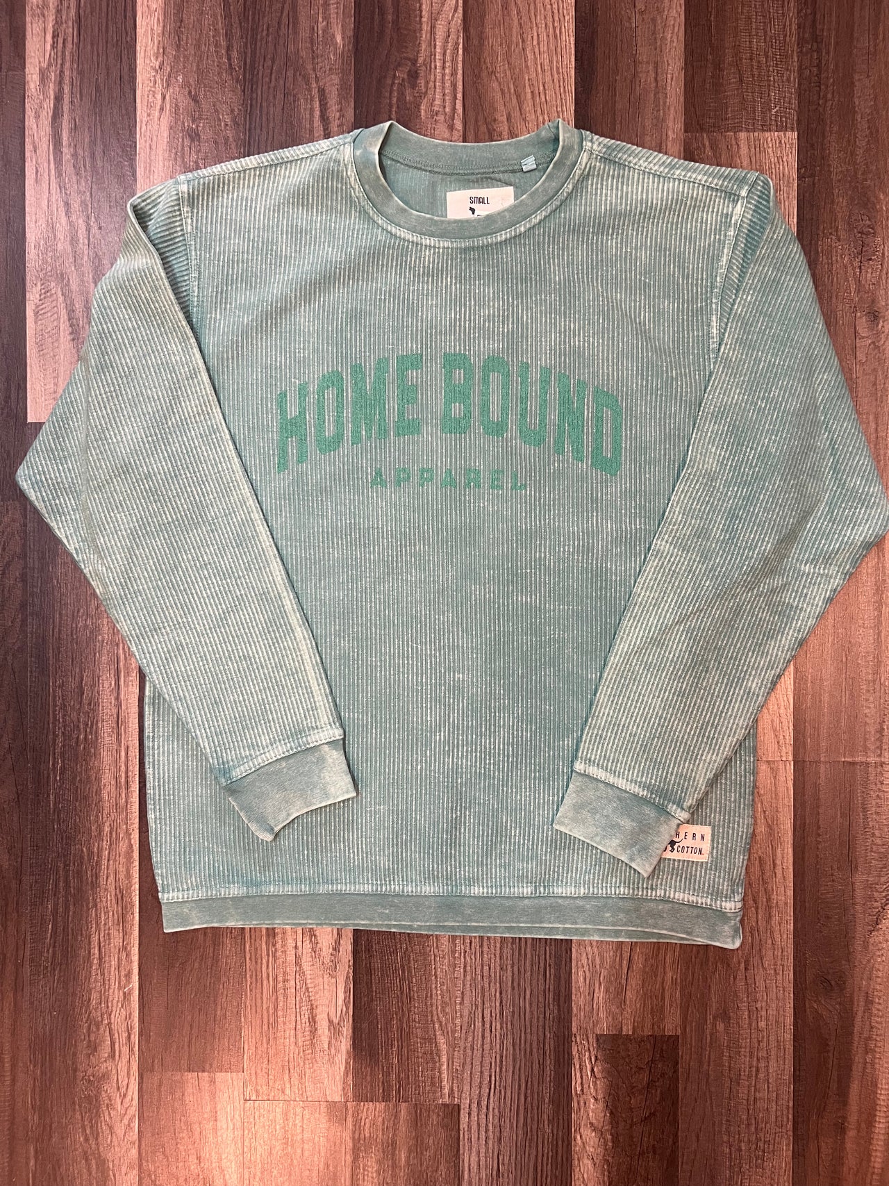 Serenity Shade: Original Corded Soft Sweatshirt in Seafoam Green - Elevate Your Comfort in Stylish Tranquility!