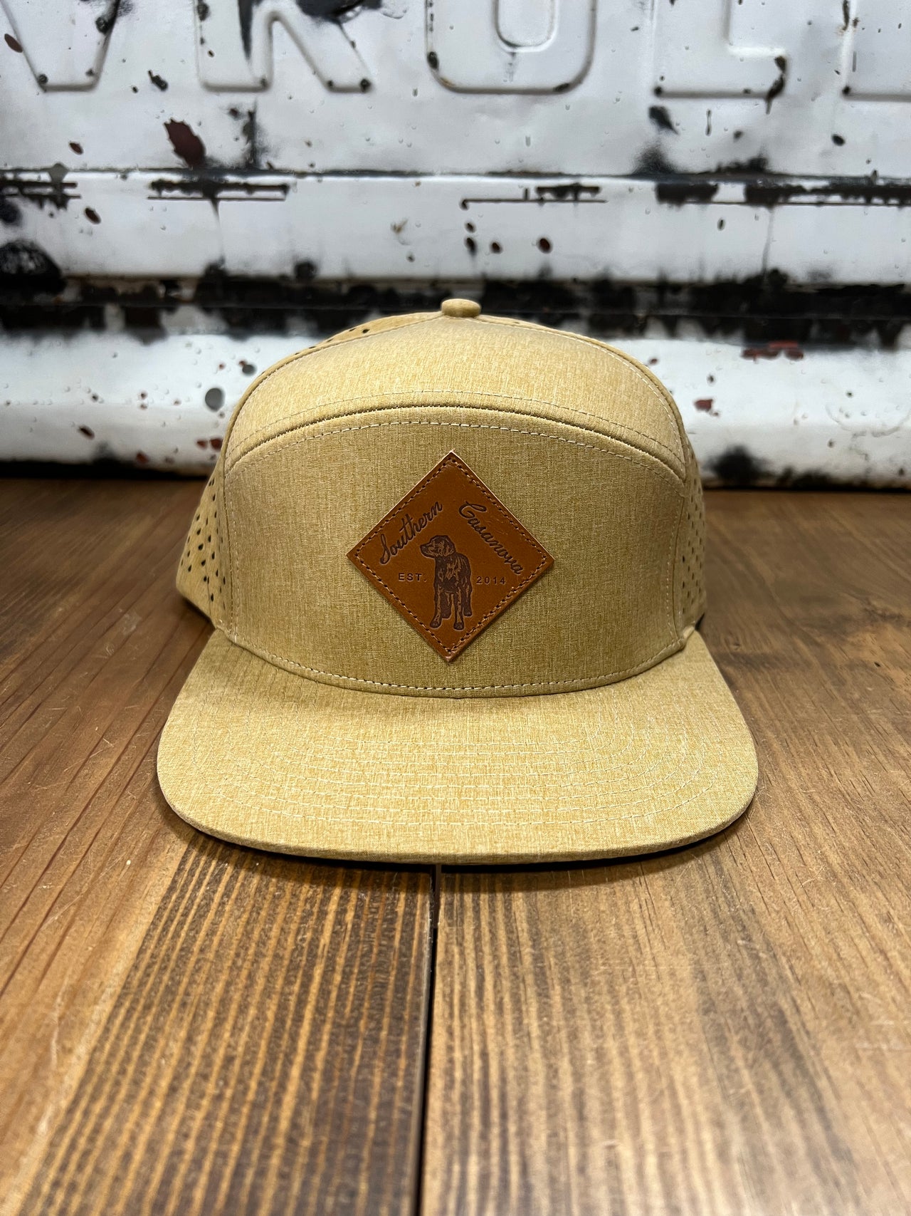 Southern Casanova 7 Panel Performance Golf Cap - Cornbread Khaki