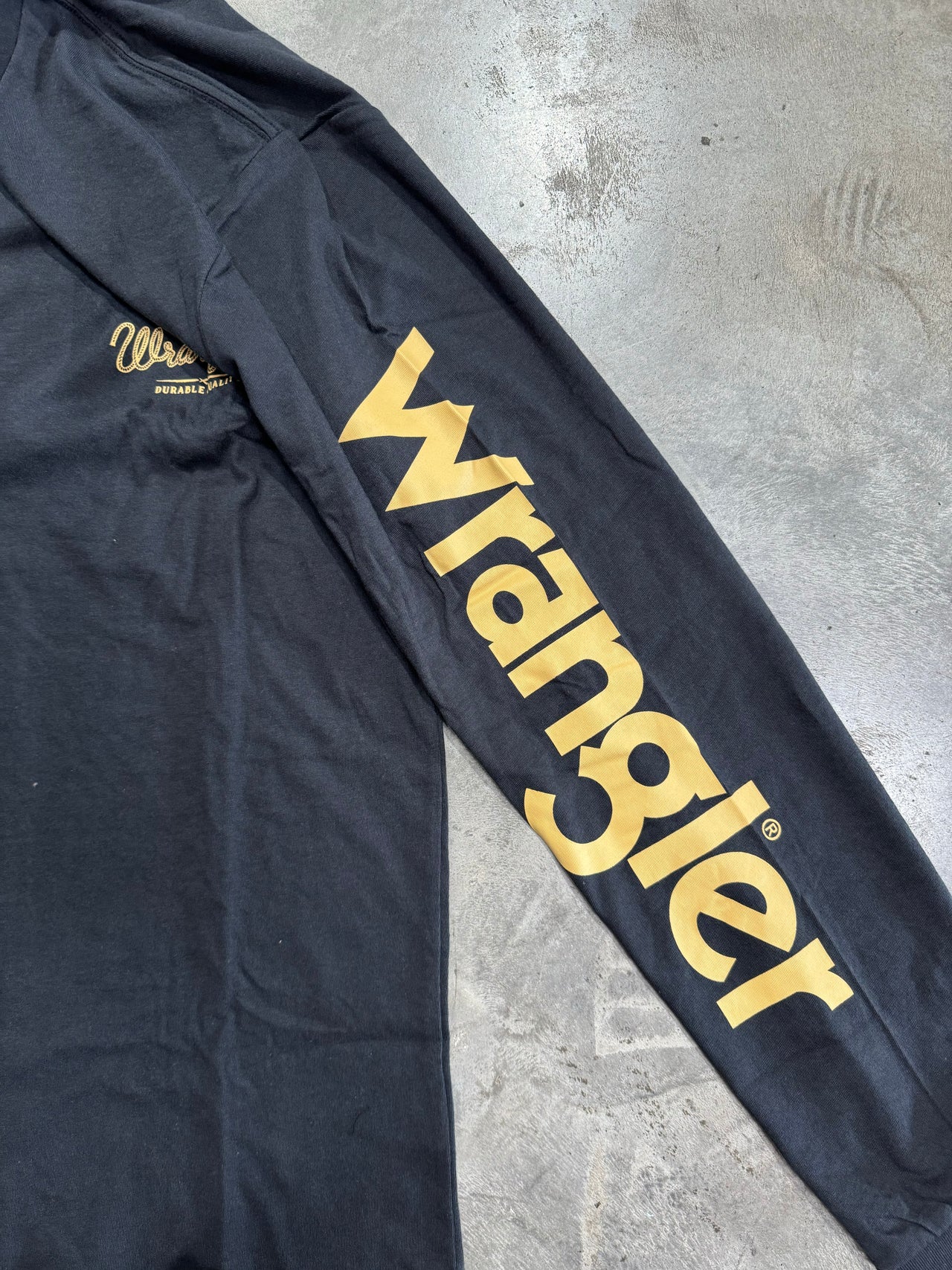 Wrangler Durable Quality Bell LS Tee - Black