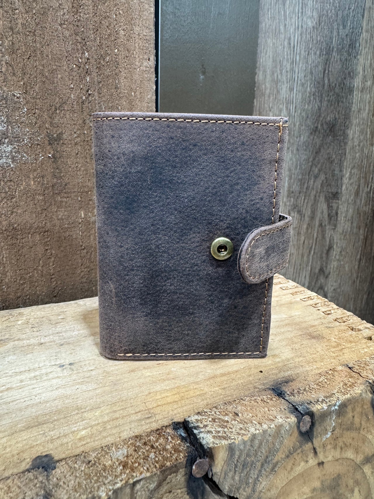 Johns Creek Leather Card Holder Wallet with Metal Card Holder