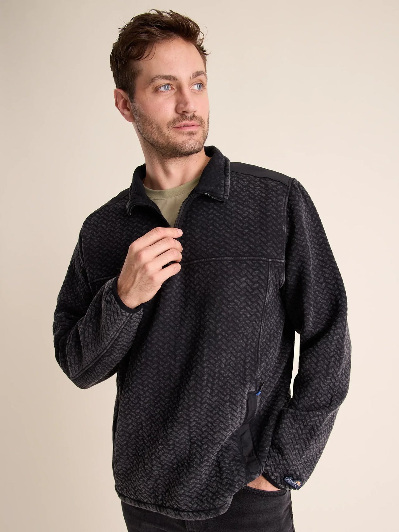 The Back to Basics Quilted Quarter Zip - Faded Black