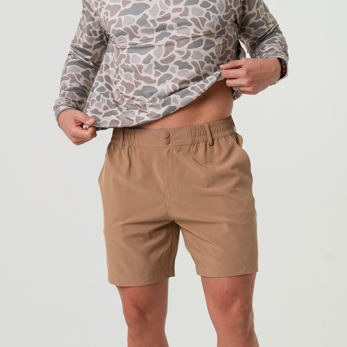 Everyday Short 7" - Desert Tan - Flying Ducks Green Pocket