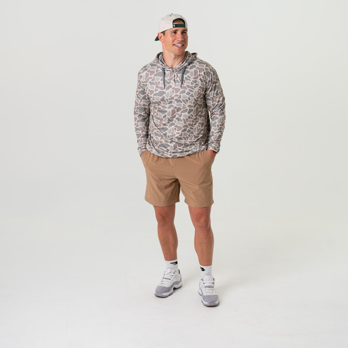 Everyday Short 7" - Desert Tan - Flying Ducks Green Pocket