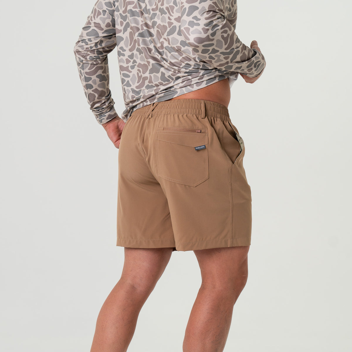 Everyday Short 7" - Desert Tan - Flying Ducks Green Pocket